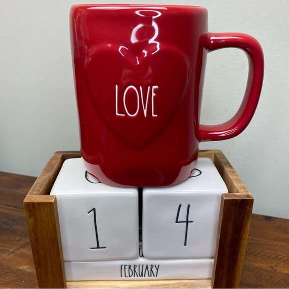 Rae Dunn “Love 3-D Heart” Mug - Picture 2 of 8